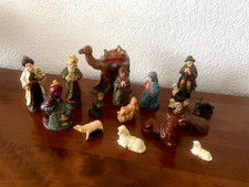 alte Krippenfiguren 16 teiliges Set sehr dekorativ Keramik Gips TOP von Oma