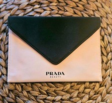 Prada Kosmetiktasche NEU?