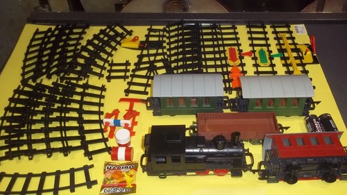 Faller hit train playtrain - /,