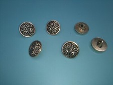 6 Metallknöpfe, Gold