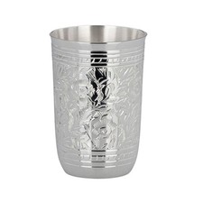 Versilberter hoher Becher 10