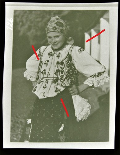Junges mädchen tracht hans - in,