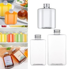 10 leere Saftflaschen mit