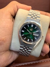 Seiko 5 Automatic Daydate
