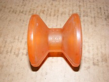 1 STÜCK Bootstrailer Slip- Kielrolle Bootsrolle Stoltz RP33  RP 33 Zentrierrolle