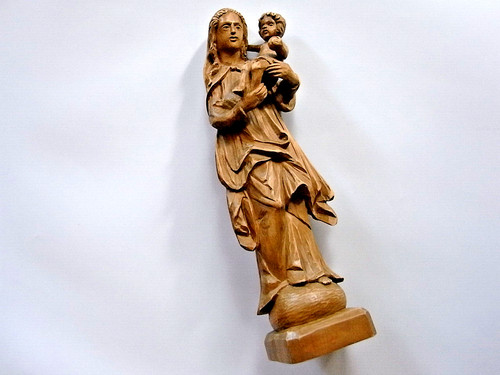 Geschnitzte holz muttergottes - geschnitzte,