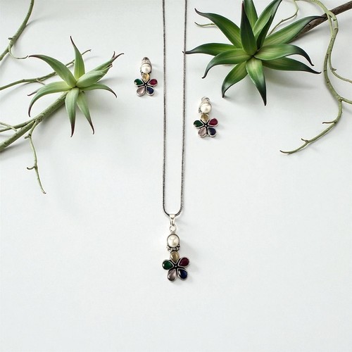 Oxidised flower chain pendant - oxidised,