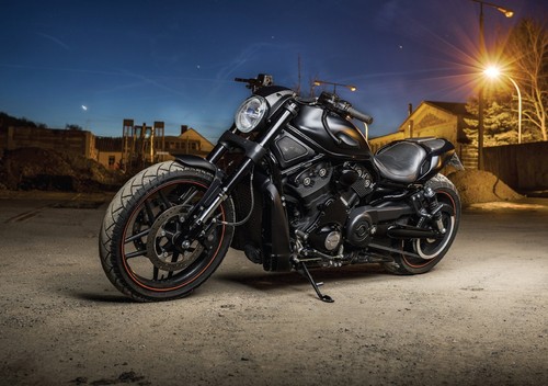 Harley davidson bei - bei, nacht