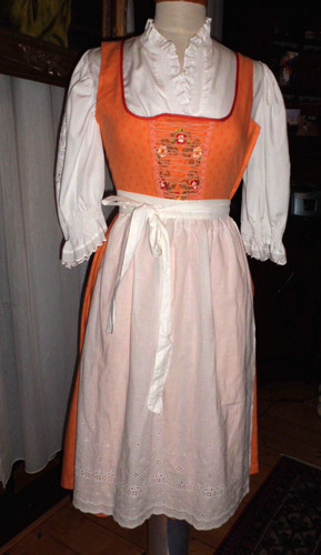 Marjo edles trachtenkleid - edles,
