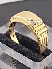 Goldring mit  Brillant 0,01