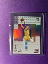 2017-18 Panini Status -