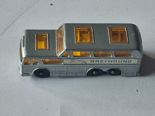 Matchbox greyhound coach - matchbox,
