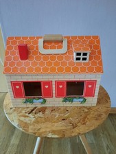 Puppenhaus aus Holz zum