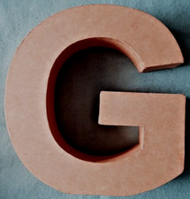 "G" Buchstabe - Pappmasche - ca. 16,5 x 17,5 x 5,5 cm - Rico Design - Buchstabe