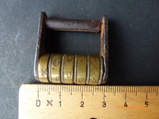 S251) altes Buchstabenschloss, Vorhängeschloss