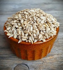 SONNENBLUMENKERNE geschält -