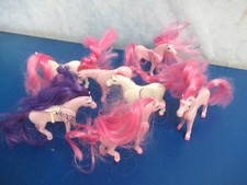 7 x  Pferd mit langer bunter