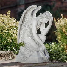 Engel auf sockel statue - engel,