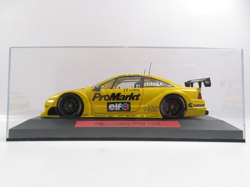 Model opel calibra - 1:18,