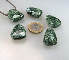  SERAPHINIT TROMMELSTEIN