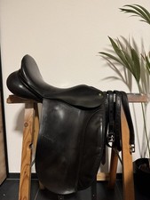 Ainsley Dressursattel 17,5