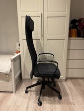 Ikea Schreibtisch/Gaming Stuhl mit verstellbarer Größe und Rücklehne mit Polster