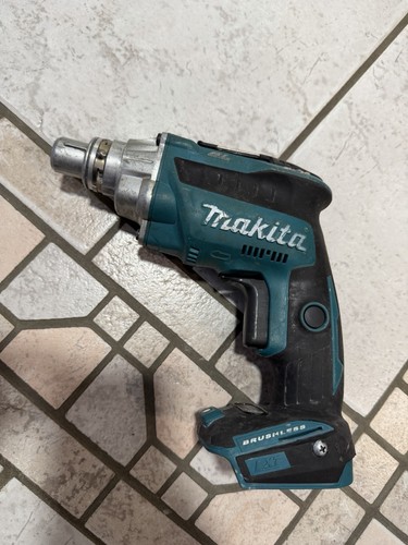 Makita 18v dfs250 akku - 18v,