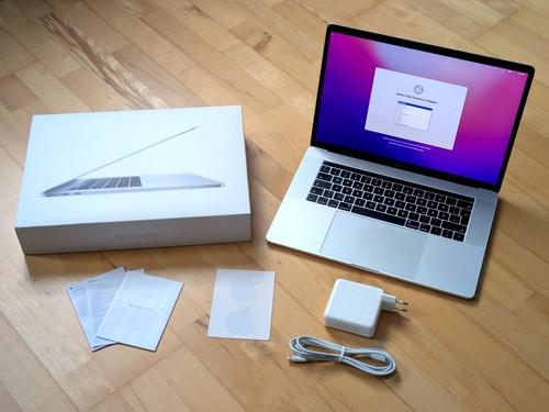 Apple macbook pro 4 - macbook,