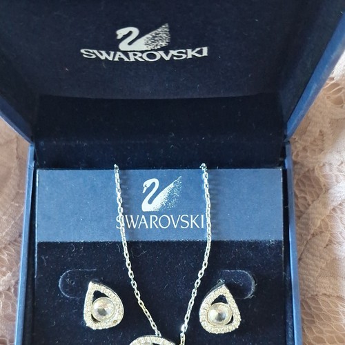 Swarovski schmuckset halskette - swarovski,