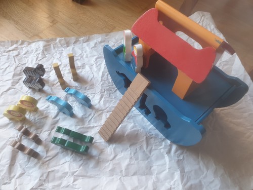 Holzspielzeug steckspiel - ,