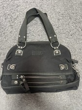 George Gina Lucy Long Che