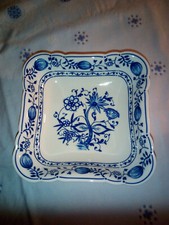 Zwiebelmuster eckige schüssel