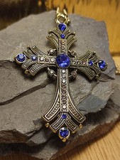 Halskette in Gold mit blauen