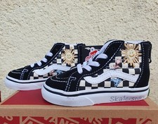 Vans SK8-Hi Zip Skateistan