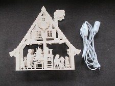 Beleuchtetes Fensterbild Motiv Wald- Forsthaus zum Einhängen inkl. Kabel