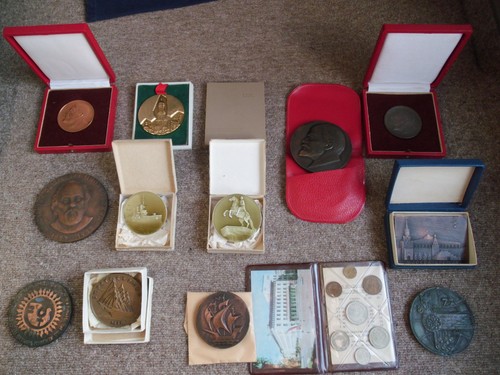 13x russische medaillen - 13x,