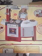 Miele Kinderküche mit Zubehör
