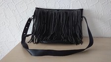 Handtasche mit Fransen und Nieten (fehlen einige) schwarz