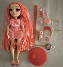 Rainbow High Puppe Pinkly Paige mit Zugehör