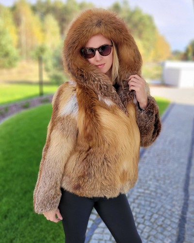 Pelzjacke mit kapuze - mit, aus