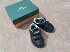 Süße Baby Halbschuhe von Lacoste, Gr. 20,5, Klettverschluss Markenlogo + OVP