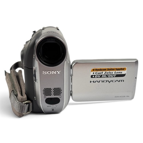 Sony dcr hc22e minidv - sony,