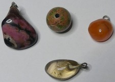 Vintage - vier verschiedene  Schmucksteine  -  Unakit, Rhodonit, Karneol, Citrin