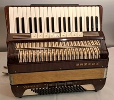 HOHNER  Akkordeon  Verdi  II    96 Bässe    3 chörig   spielbereit   und  dicht