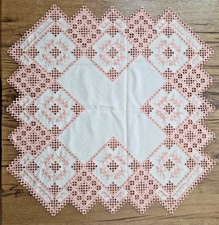 Hardanger Handarbeit Mitteltischdecke rosa beige lachs 82×82 cm Stickerei Läufer