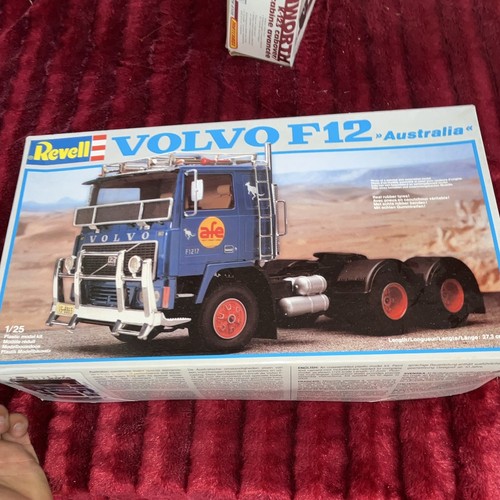 Revell volvo f12 - revell,