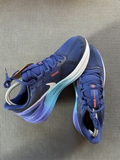 Nike Air Zoom Structure 25 –