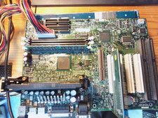 Compaq Retro-Mainboard mit