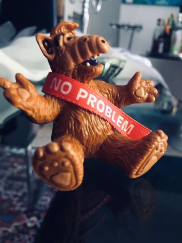 Alf figur sitzend - alf,