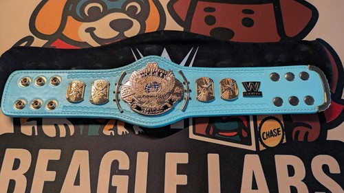 Wwe blue winged - blue,